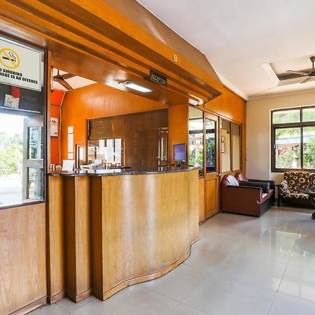 Spot On 37412 Hotel Priti International Mapusa Kültér fotó