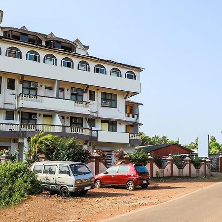 Spot On 37412 Hotel Priti International Mapusa Kültér fotó